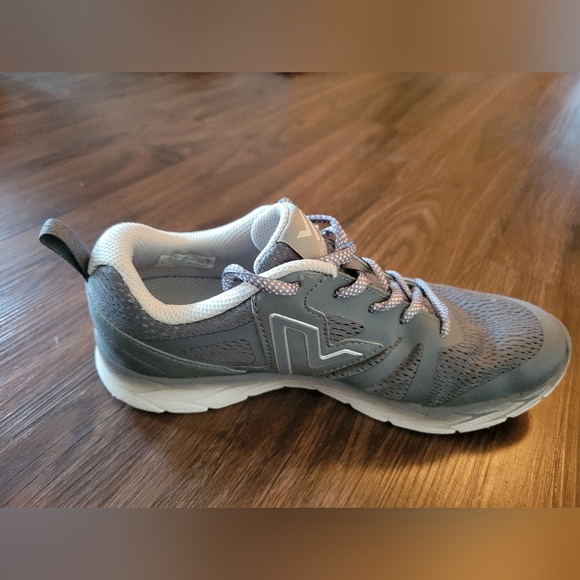 Vionic Women's Gray Athletic Lace-Up running Sneakers Size 7.5 - Picture 3 of 7